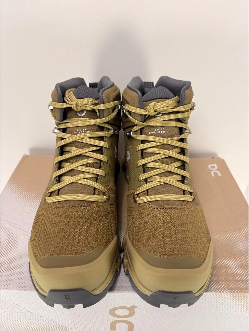 On Cloudrock 2 Waterproof Women’s Hiking Boots Size 8 Hunter/Safari 63.97853